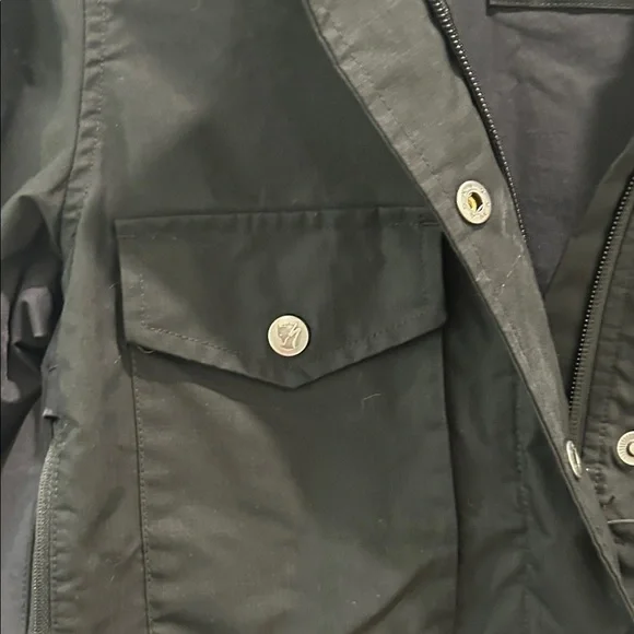 Fjallraven Black Anorak CG - Picture 10 of 10